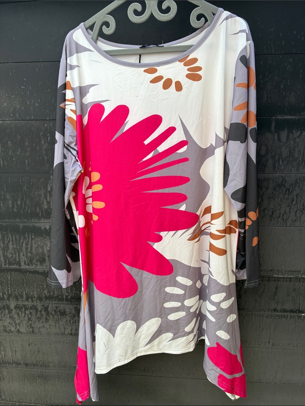 Lily Bold Pink Floral Tunic Top with Gray & White Sz 4X